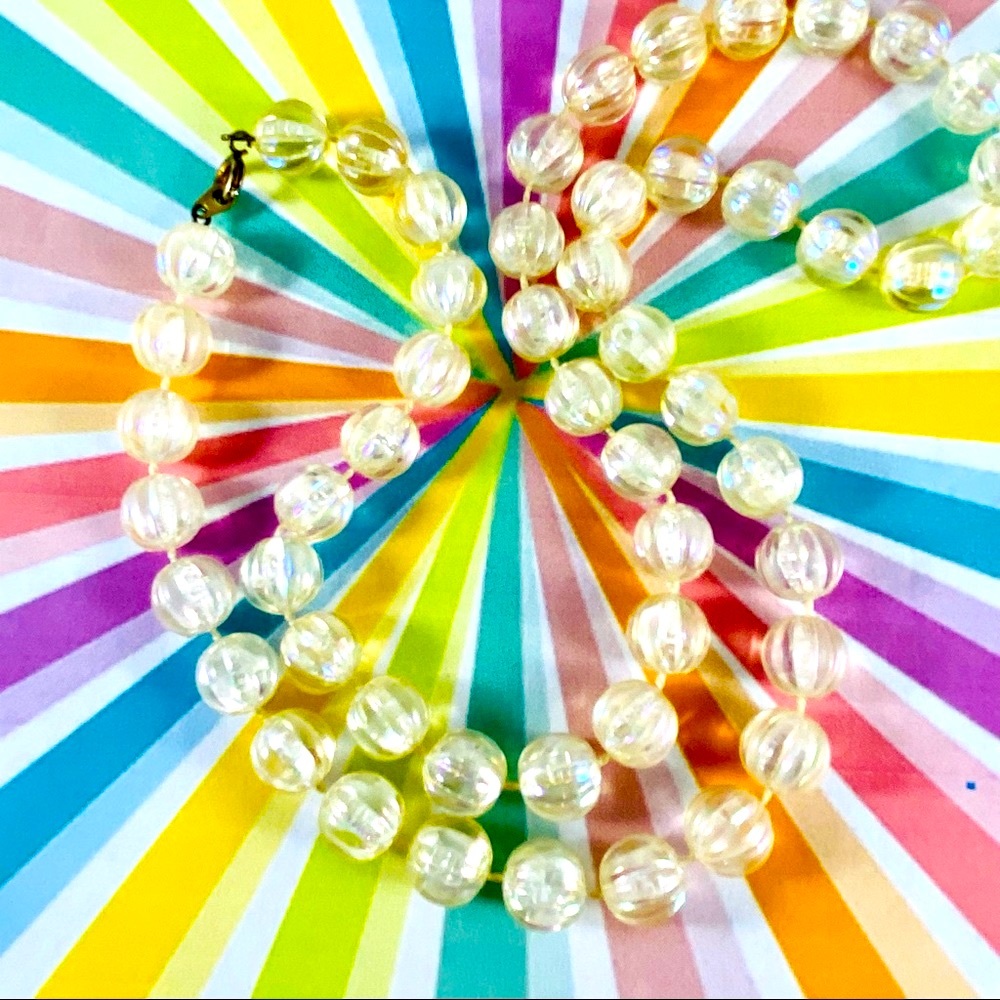 Vintage strand of iridescent lucite bead necklace